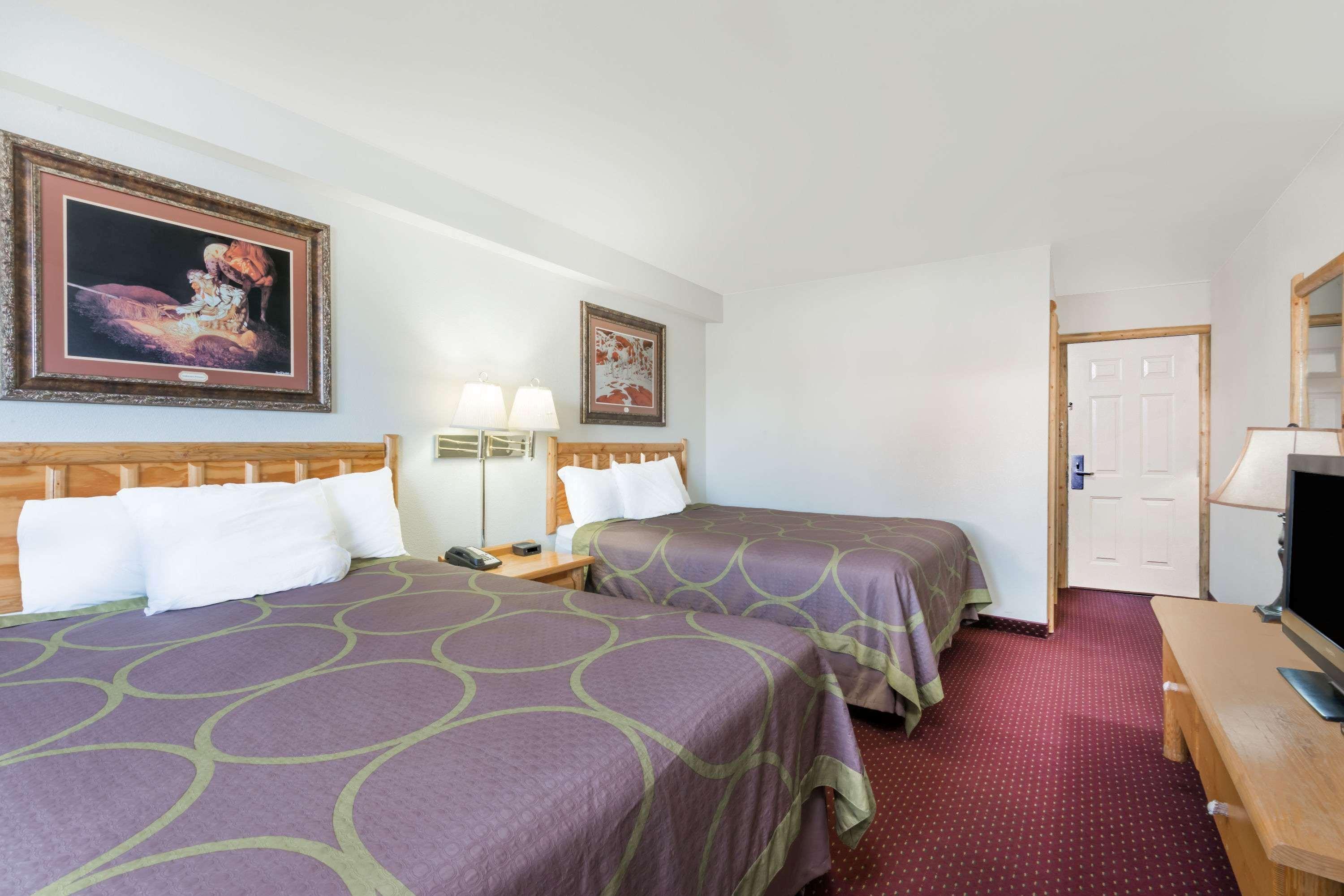 Super 8 By Wyndham Powell Hotel Exterior foto