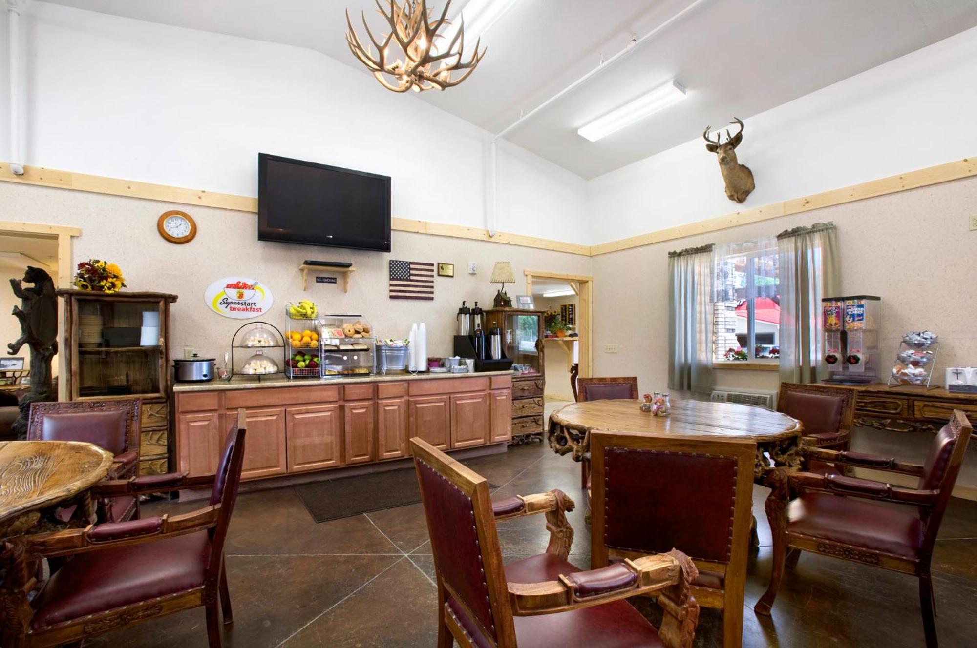 Super 8 By Wyndham Powell Hotel Restaurant foto
